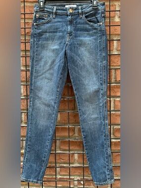 Guess Eco 1981 Skinny Jeans Faded Blue Wash